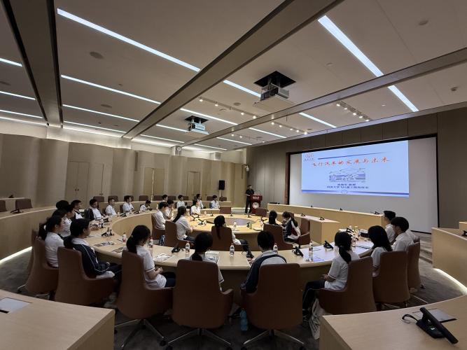 激发青少年科创探索热情